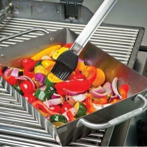 Broil King Deep Dish Grill Wok cooking food
