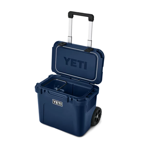 Yeti Roadie 32 Navy 10032200000 1 Yeti Roadie 32 Navy 10032200000 1